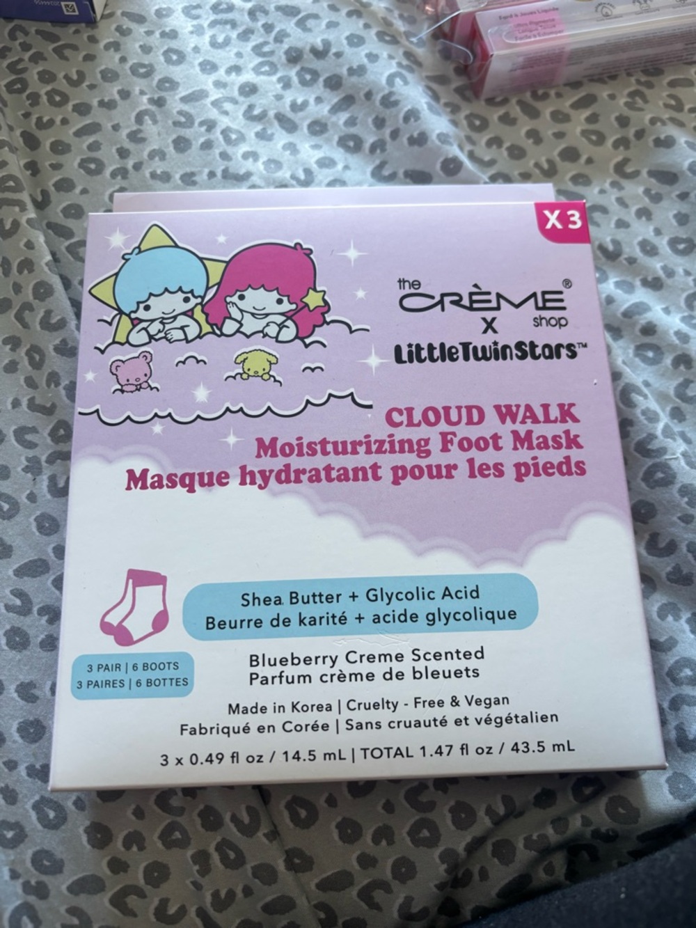 The Crème Shop x Little Twin Stars Cloud Walk Moisturizing Foot Mask - Pink